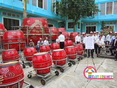 TRỐNG-DÀN-GIÁO-SỨ