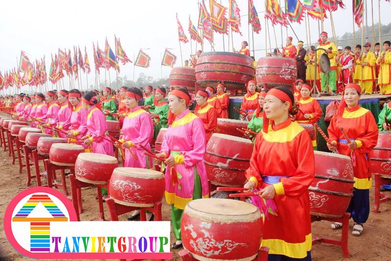 DÀN TRỐNG HỘI - ĐỘI TRỐNG NỮ LÀNG ĐỌI TAM